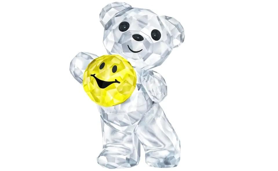 Swarovski Kris Bear A Smile for You 5688513 Multi Coloured Crystal Ornament for Kids Holiday Decor
Swarovski Kris Bear A